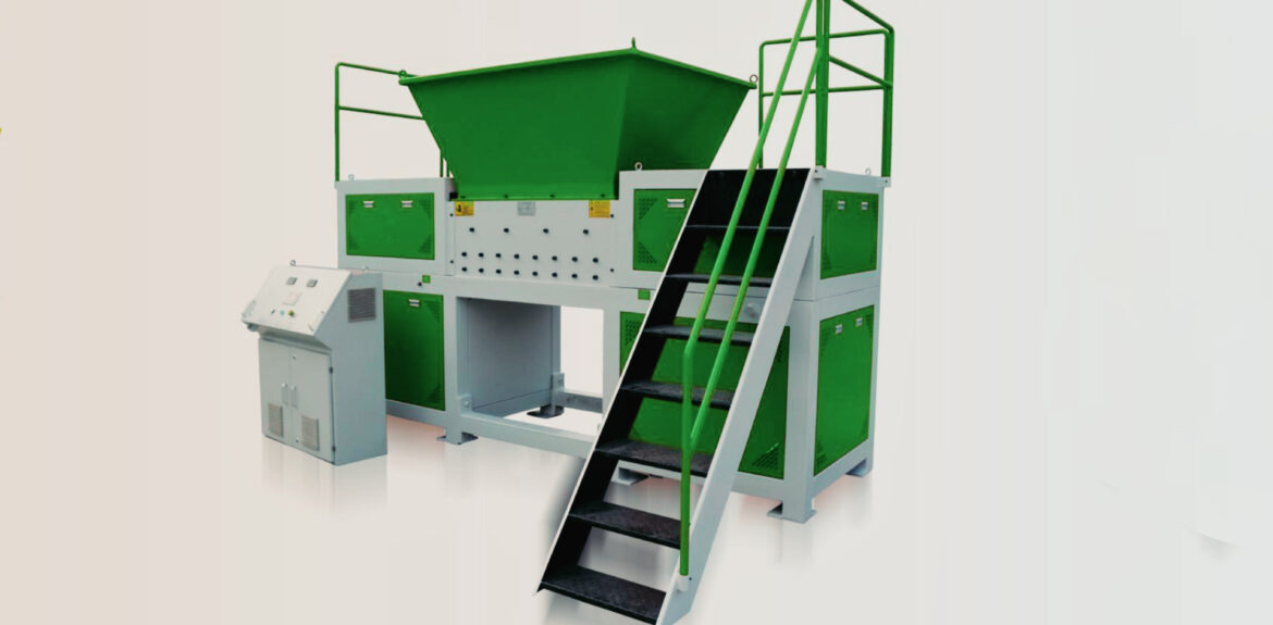 Green industrial waste recycling machine with stairs